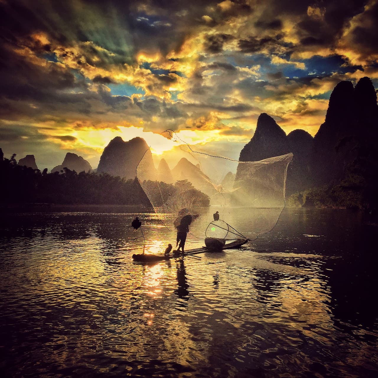 Yongmei Wang, de Chongqing, China, se alzó con el segundo lugar en la categoría Atardecer.
