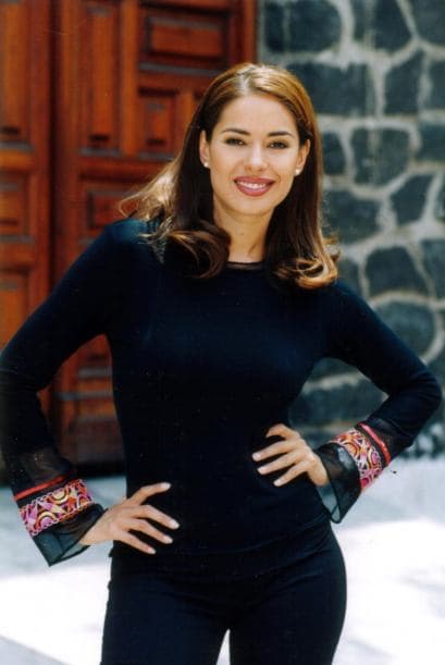 Casi nunca la hemos visto con cabello corto, pero en el 2000 lo lucía de esta manera.