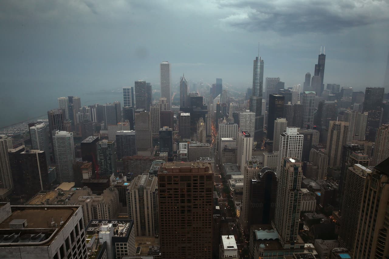 Pronostican fuertes lluvias y tormentas para esta tarde y noche en Chicago