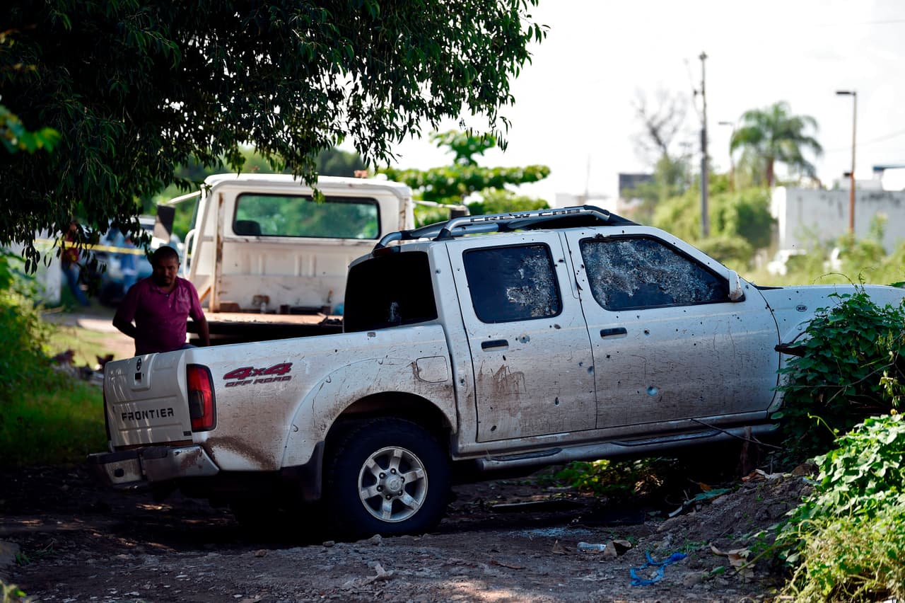 Aquella tarde del 17 de octubre de 2019, había militares retenidos, sicarios se colocaron afuera de un complejo habitacional donde vivían familiares de soldados, varias personas murieron por intensas balaceras y múltiples autos fueron incendiados por todos lados.