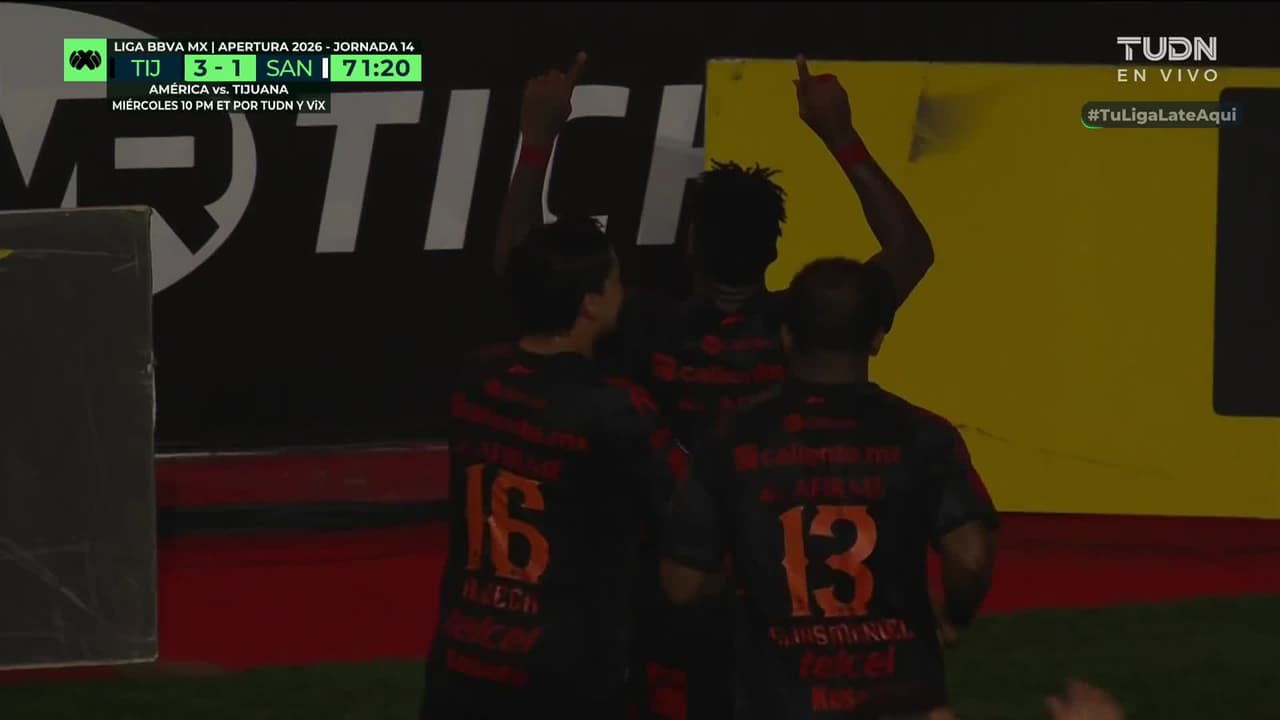 Regalo de defensa de Santos y Preciado lo traduce en el cuarto