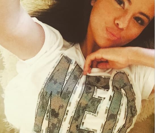 Lo que digan otros de ella, "realmente, 
<b>no me importa</b>", dijo a la publicación 
<b><a href="https://footwearnews.com/2018/focus/athletic-outdoor/selena-gomez-puma-interview-cover-story-2018-1202667068/">'Footwear News'.</a></b>