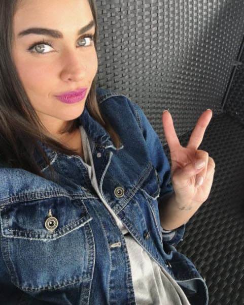 <b>8.</b> En el 2015 mantuvo una relación con el actor Harry Geithner que duró pocos meses.