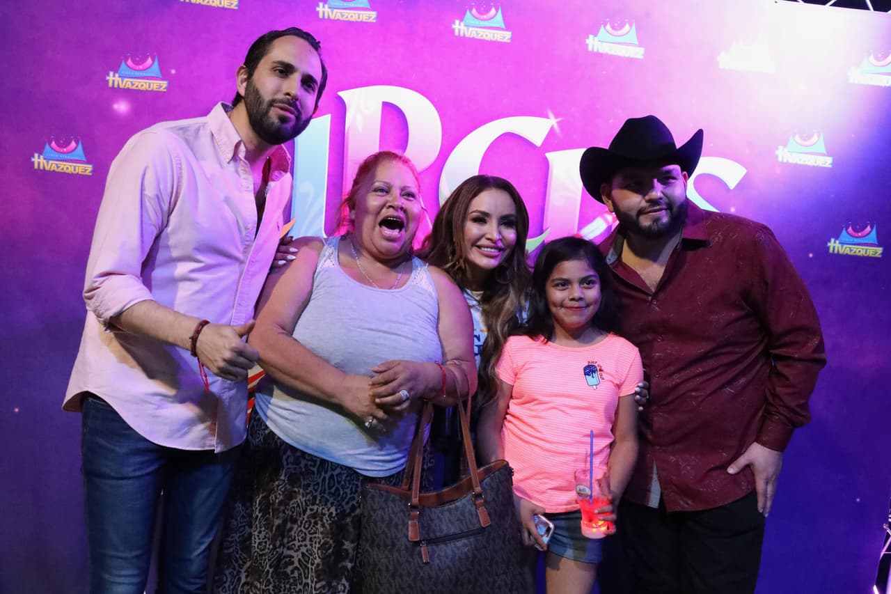 No hay nada como conocer en persona a la gente que lo hace todo posible.