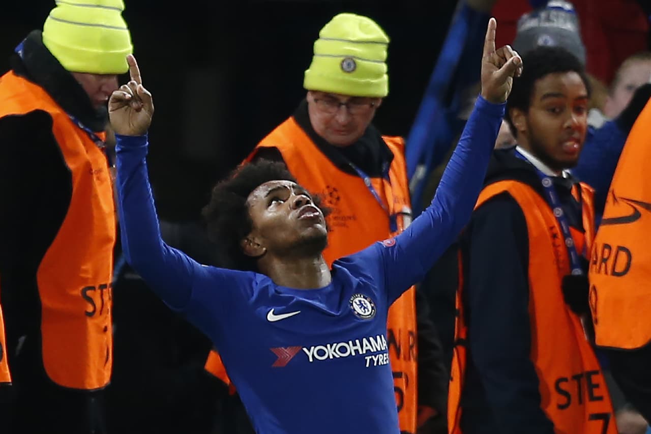 El brasileño marcó con un remate desde fuera del área, ajustado al palo izquiero del arquero de Barcelona, que no pudo evitar el 1-0 al minuto 17 del segundo tiempo.