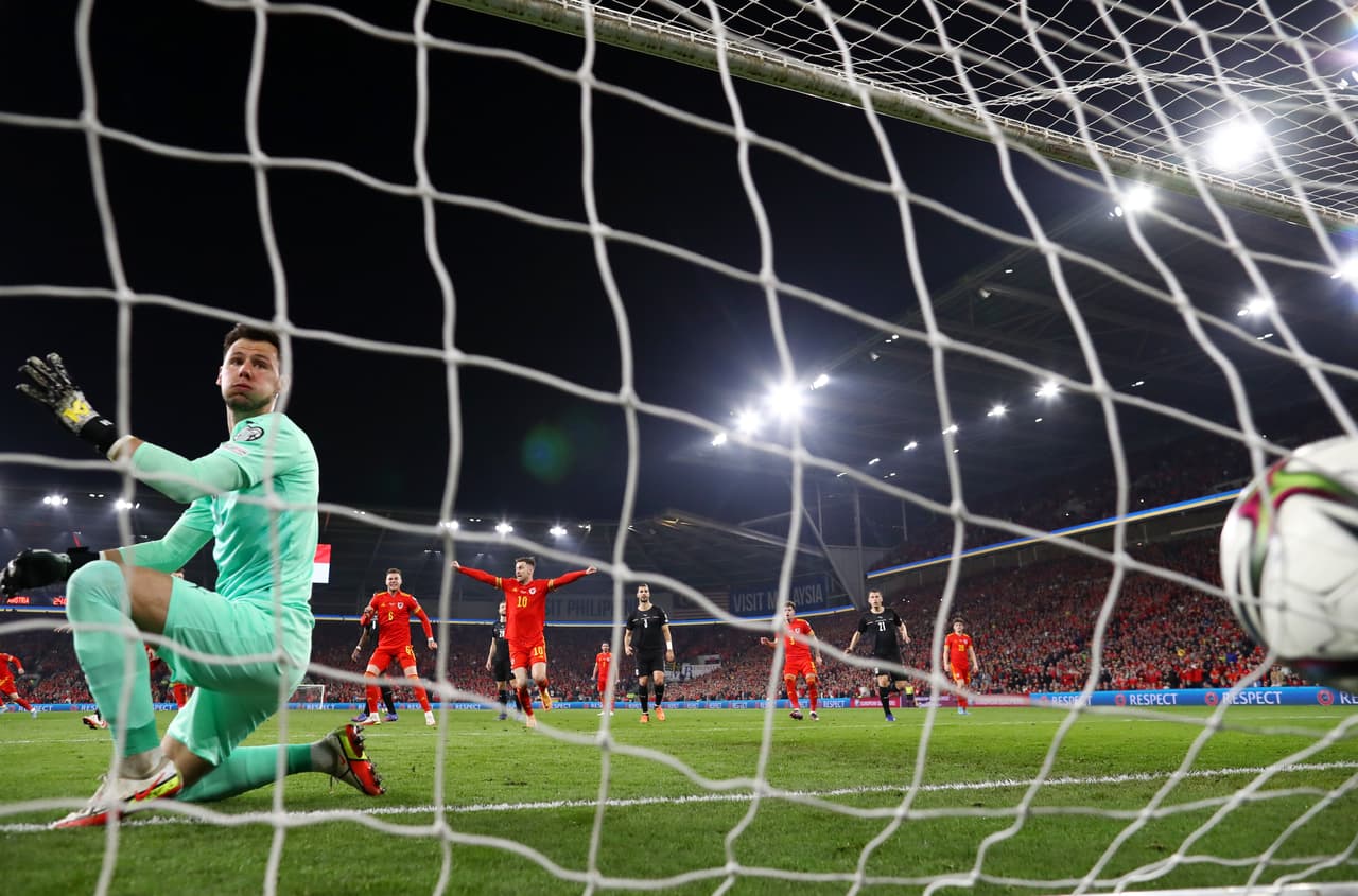 Italia volvió a quedarse sin Mundial por segunda ocasión consecutiva, mientras que el sueño de Gareth Bale con Gales sigue más vivo que nunca y Suecia se encamina a Qatar 2022 tras eliminar a República Checa.