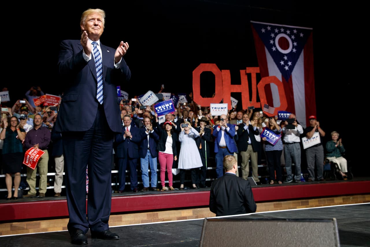 Trump critica a Ford por llevar su producción a México en el corazón del Ohio industrial