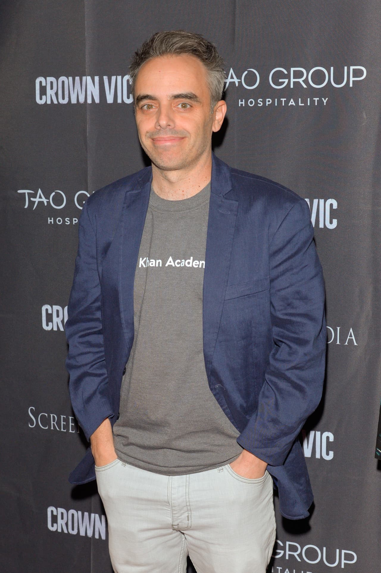 Souza, de 48 años, es un director de cine y escritor, que apenas dirigía su segunda cinta de la pantalla grande, luego de hacer ‘Crown Vic’ en 2019.