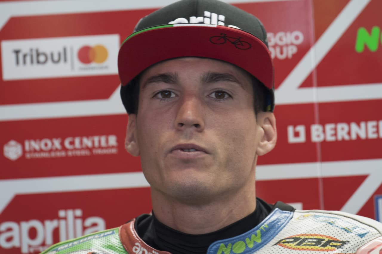 "Es lamentable lo que están haciendo el Gobierno español y la Guardia Civil. Se están pasando por el forro la democracia. Realmente es una pena, porque parece que volvemos atrás y vamos a una Guerra Civil"