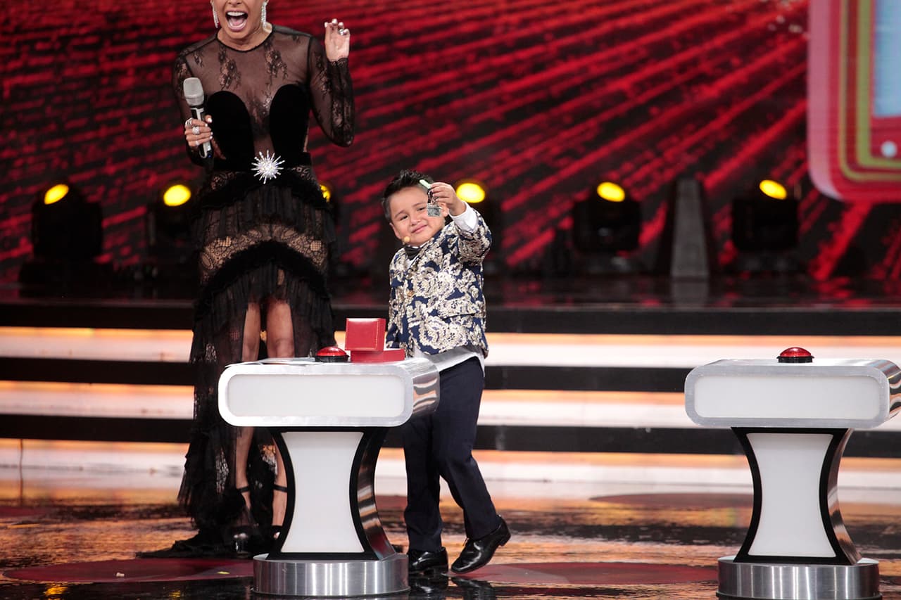 El capitán de 'los Sacachispas' le agradeció a Galilea Montijo el gran detalle, mientras mostraba orgulloso las llaves del que será su nuevo hogar.