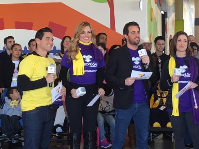 Estrellas como Mane de la Parra, Marjorie de Sousa, Alejandro Chabán y Arantxa Loizaga, el talento Univision San Antonio y miembros de la comunidad se dieron cita en el CRIT San Antonio para apoyar la causa del Teletón USA y, así, ayudar a que más niños continúen recibiendo terapias que cambien su vida.