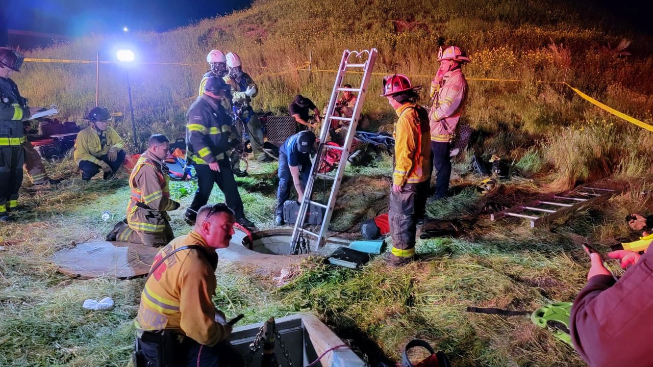 Rescatan a hombre que estuvo atrapado por dos días en una tubería del ancho de una pizza