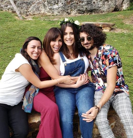 De sus tres hijos, solamente Gabriella Trucco y Andrea Iglesias están casadas.