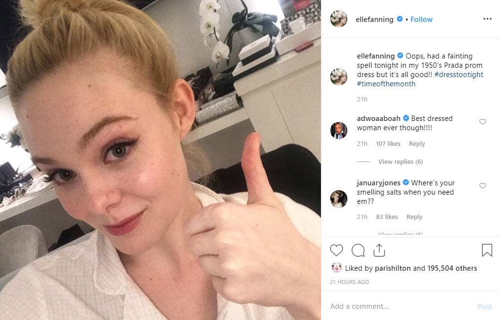 Con un mensaje en Instagram la también actriz reveló que estaba bien: "¡Ooops! Tuve un desmayo esta noche con mi vestido de graduación de Prada de 1950, ¡pero todo está bien!".
<br>