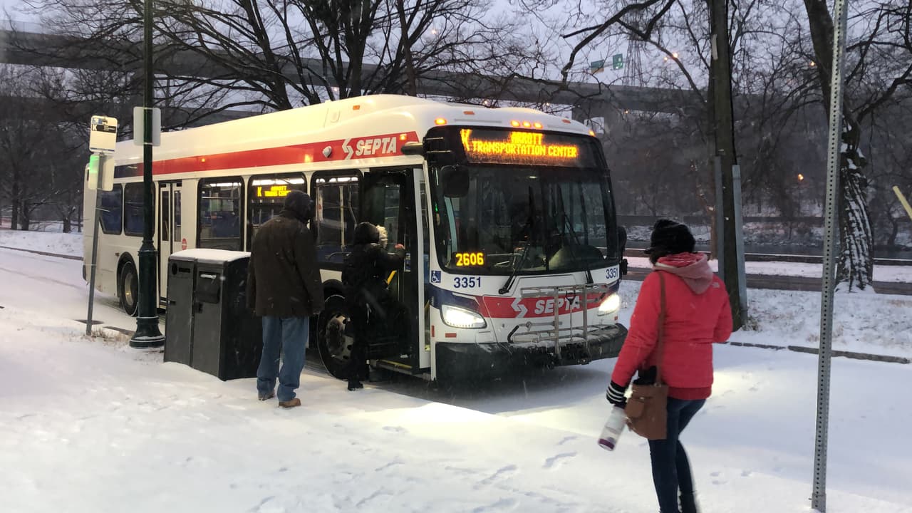 SEPTA publicará actualizaciones de viajes en tiempo real en septa.org y @SEPTA en Twitter.
<br>