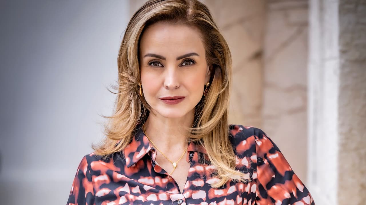 Alejandra Barros como Eduarda Saldívar en El Precio de Amarte