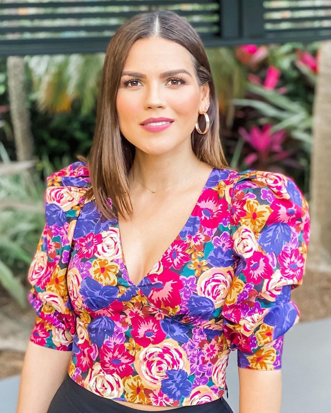 A pesar de los días de resguardo, Karina Banda trata de disfrutar de la primavera y con esta imagen colorida y floreada le envió un mensaje de aliento a sus seguidores: "Ya esta aquí la primavera y cuando todo vuelva a la normalidad la vamos a disfrutar y apreciar como nunca".