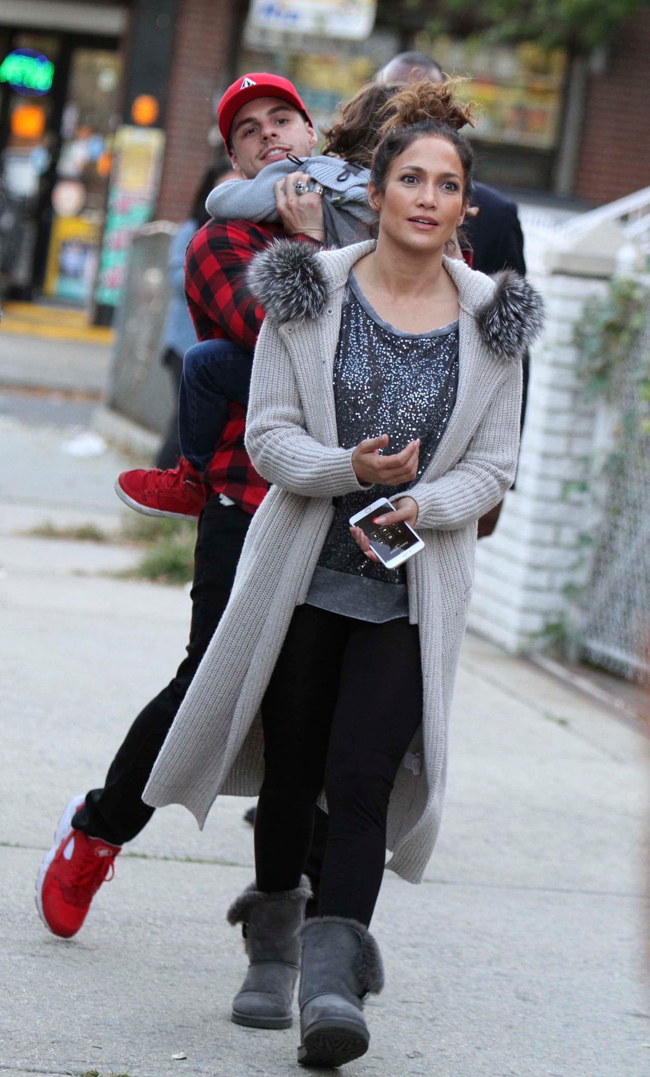 Fueron a visitar a su prima y asistente.