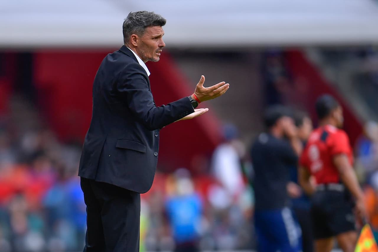 Se queda: 'Tano' Ortiz será técnico del América el siguiente torneo