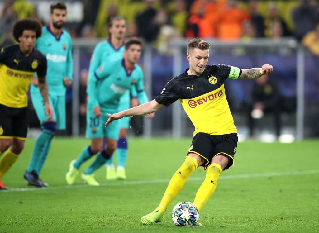 El arquero Marc André ter Stegen le atajo el penal a Marco Reus al minuto 57. El portero alemán ha atajado cuatro de los seis penales que le han tirado en Champions league.