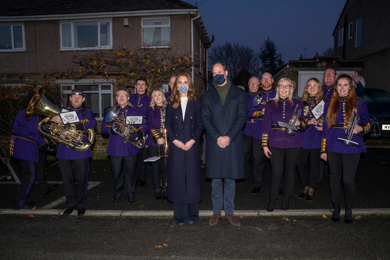 La misión, que terminará este martes 8 de diciembre, tiene como finalidad que los duques se reúnan con trabajadores de primera línea, voluntarios y maestros para rendir homenaje a las personas que han ayudado durante la pandemia de covid-19. 
<br>