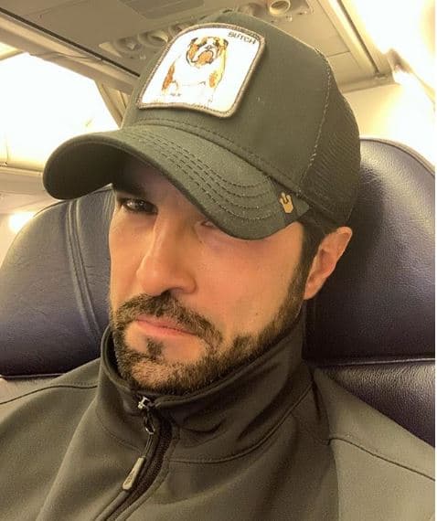 "Fue una decisión que tomamos los dos y simplemente que no se había dado el momento y ahora fue el tiempo indicado para iniciar una relación", aseguró Carmona.