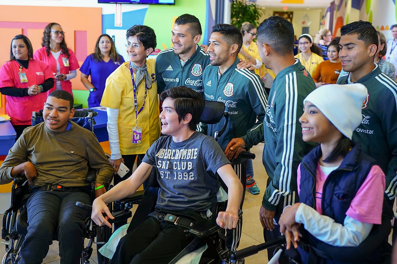 Y agregó que "la gente puede ayudar mucho, venir a motivarlos y enseñarles".