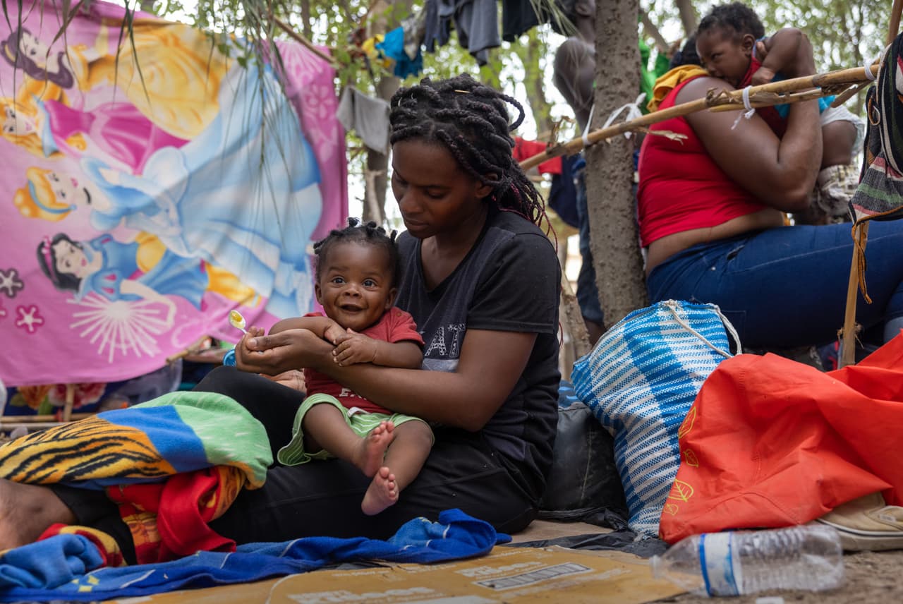 Líderes de derechos humanos piden al gobierno proteger a inmigrantes haitianos