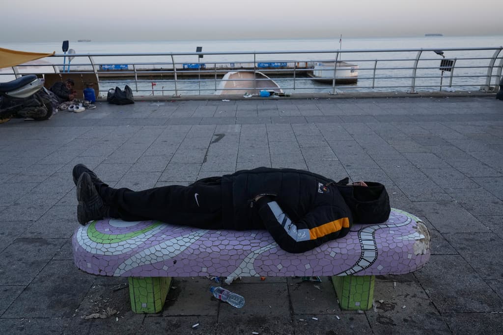 Según las autoridades, al menos 123 personas murieron y 683 resultaron heridas desde el lunes a causa de la ofensiva israelí. 
<i>Textos de AFP.</i>