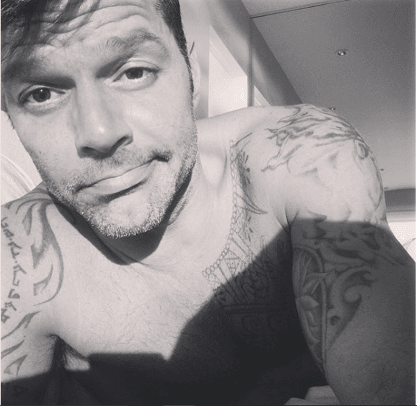 Ricky mantuvo contacto con Jwan durante al menos seis meses, hasta que se conocieron. "Háblabamos de arte, nada sexy. Era todo acerca de arte y sobre la vida en general. Luego, viajé a Londres y, finalmente, nos conocimos", declaró Ricky en entrevista para E!