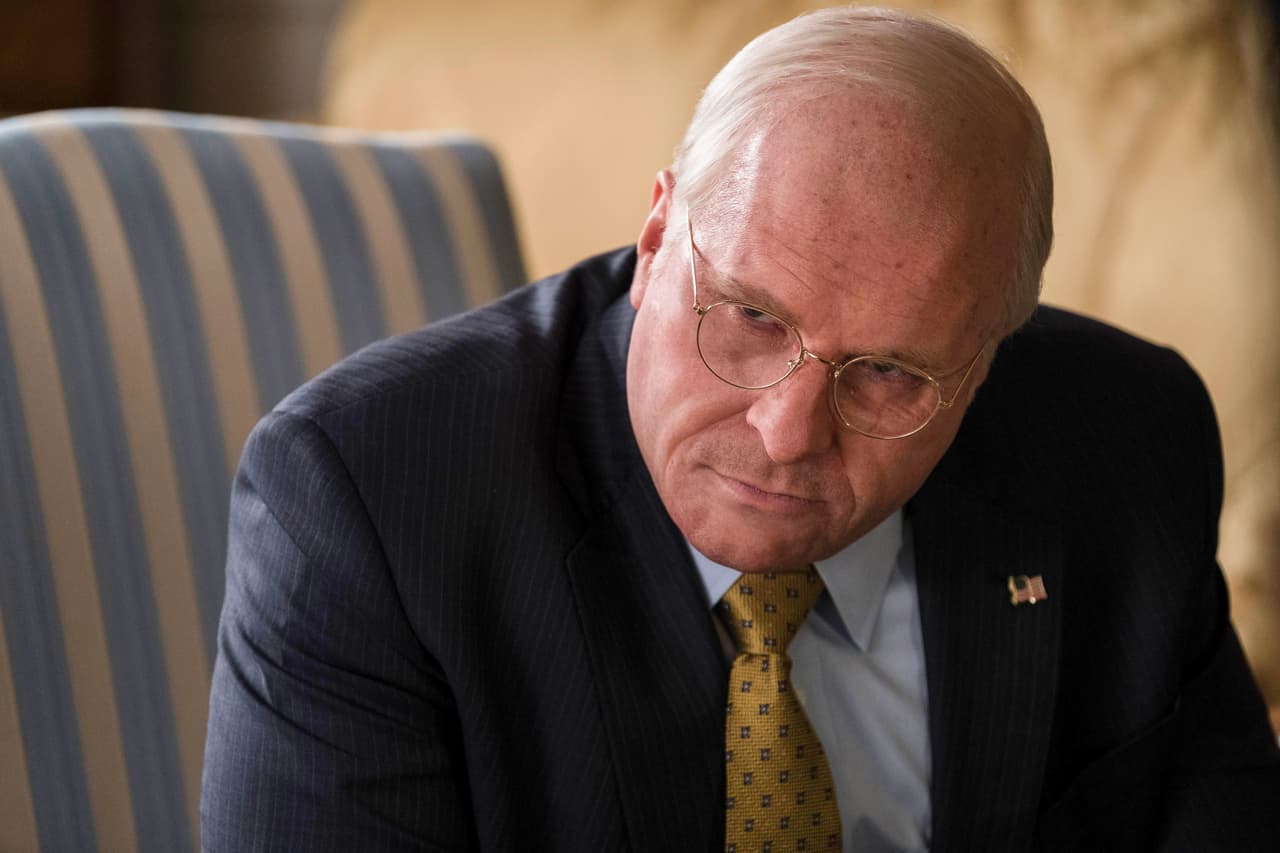 <b>‘Vice’ (2018)</b>
<br>Para esta película Christian Bale paso por una transformación física en la que tuvo que aumentar 40 libras y pasar varias horas en el cuarto de maquillaje para lograr verse como Dick Cheney.