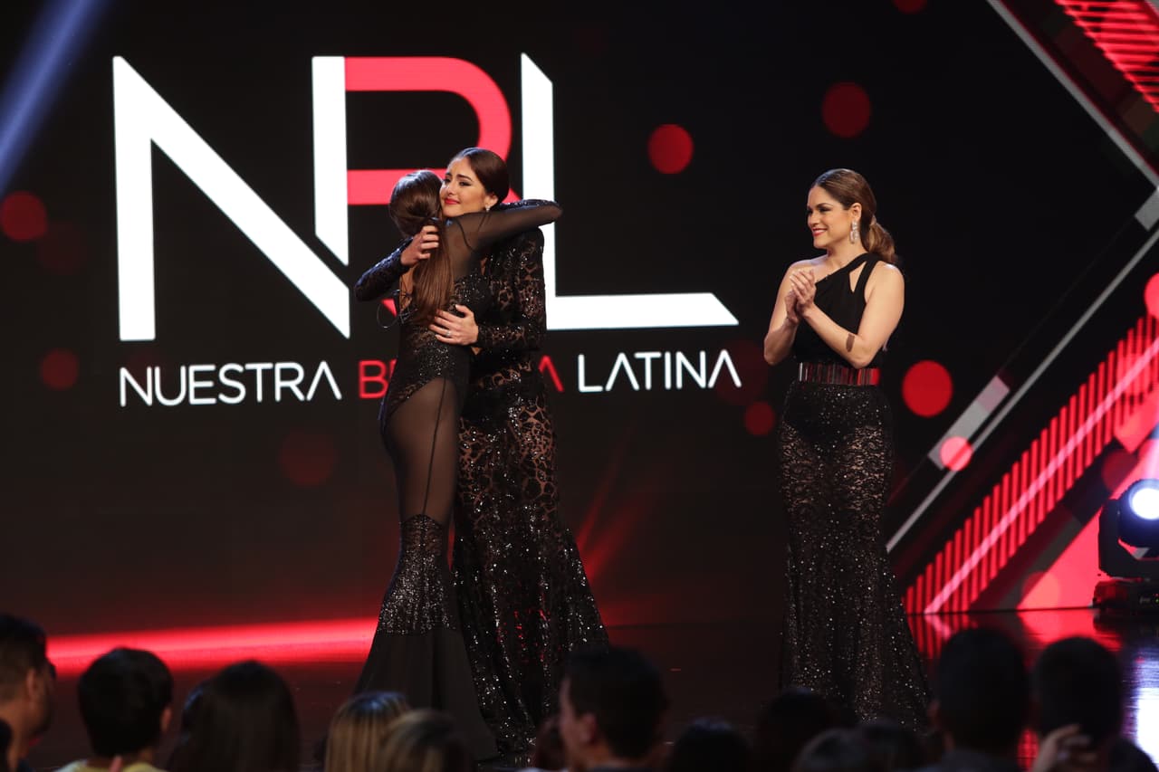 Roberto Tapia les cantó al oído y Chino & Nacho las enamoró. Las bellas vivieron una noche llena de emoción en la que dijeron adiós a Lisandra, en tanto Berenice y Natalia quedaron en la cuerda floja.