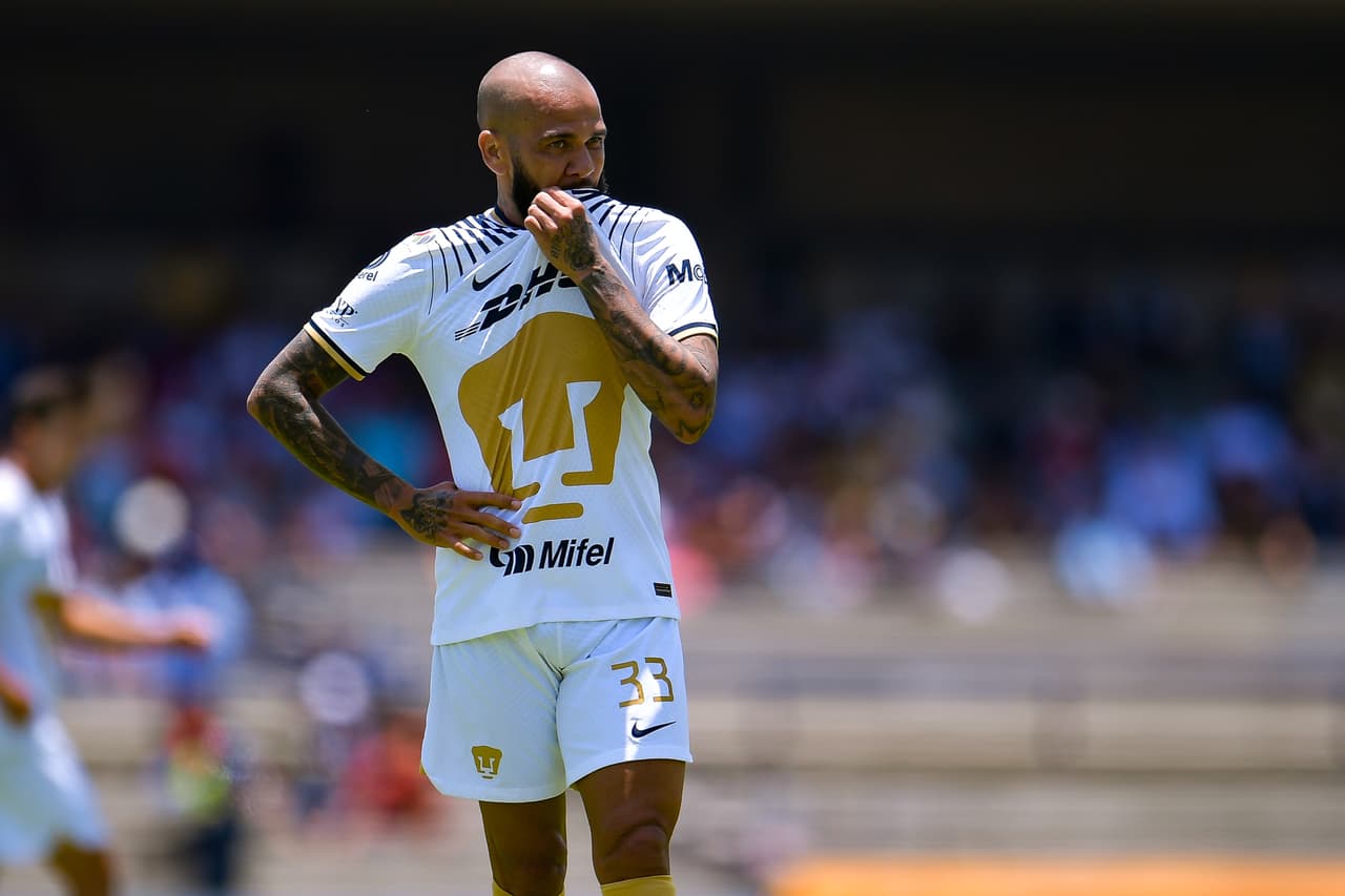 Jerónimo Rodríguez adelantó a los Pumas, pero Rayados igualó con un autogol de Nicolás Freire. A los auriazules les anularon un tanto de Juan Ignacio Dinenno por fuera de lugar tras la revisión del VAR.