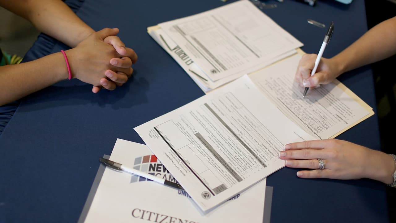 Programa con nueva sede en Queens te ayuda con los trámites migratorios: cómo aplicar