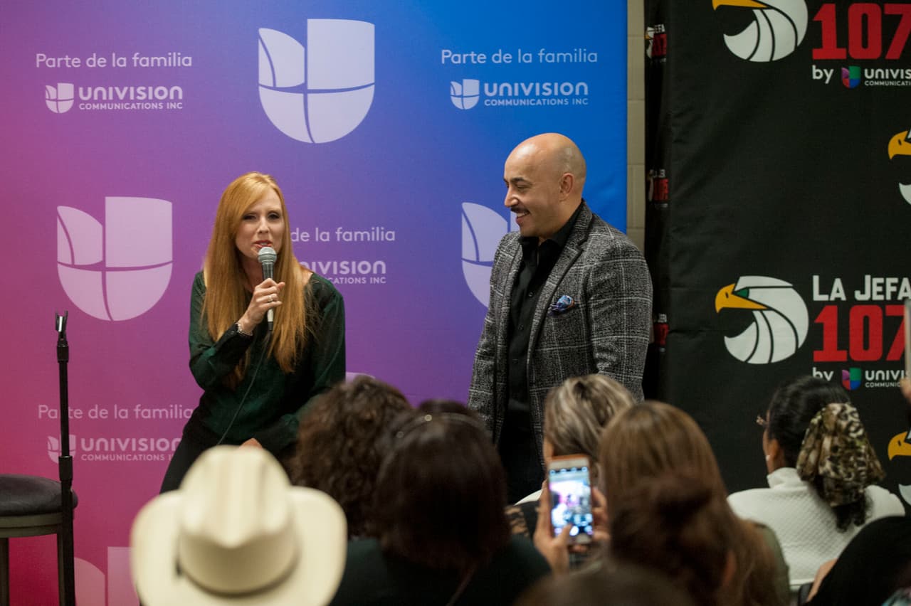 Ganadores tienen la oportunidad de convivir con Lupillo