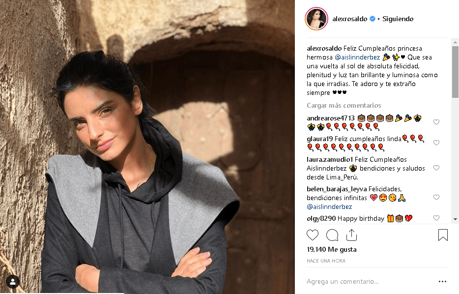 Lo mismo hizo Alessandra Rosaldo. A primera hora de este lunes, 18 de marzo, la cantante y esposa de Eugenio Derbez le dedicó en su cuenta de Instagram una felicitación. "Feliz cumpleaños princesa hermosa Aislinn Derbez. Que sea una vuelta al Sol de absoluta felicidad, plenitud y luz tan brillante y luminosa como la que irradias. Te adoro y te extraño siempre ♥️♥️♥️", le expresó.