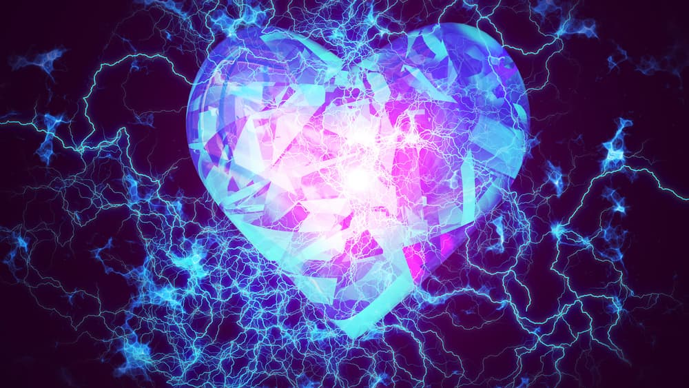 La intuición es esa capacidad que tenemos de comprender las cosas enseguida, darnos cuenta de una verdad o situación sin tener que analizarla mucho ni ser explicada. Todos la tenemos, algunos más desarrollada que otros.