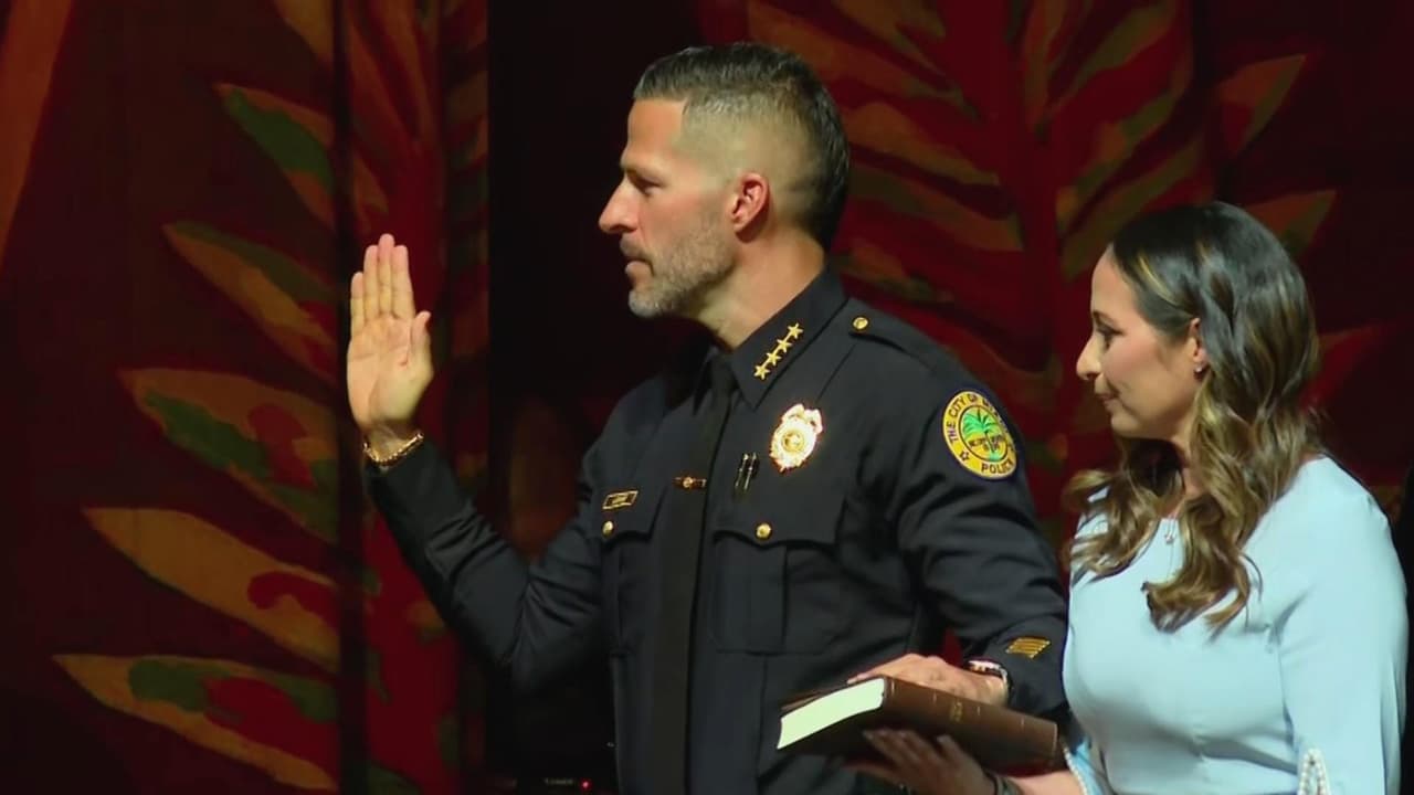 Juramentan a nuevo jefe de la policía de Miami