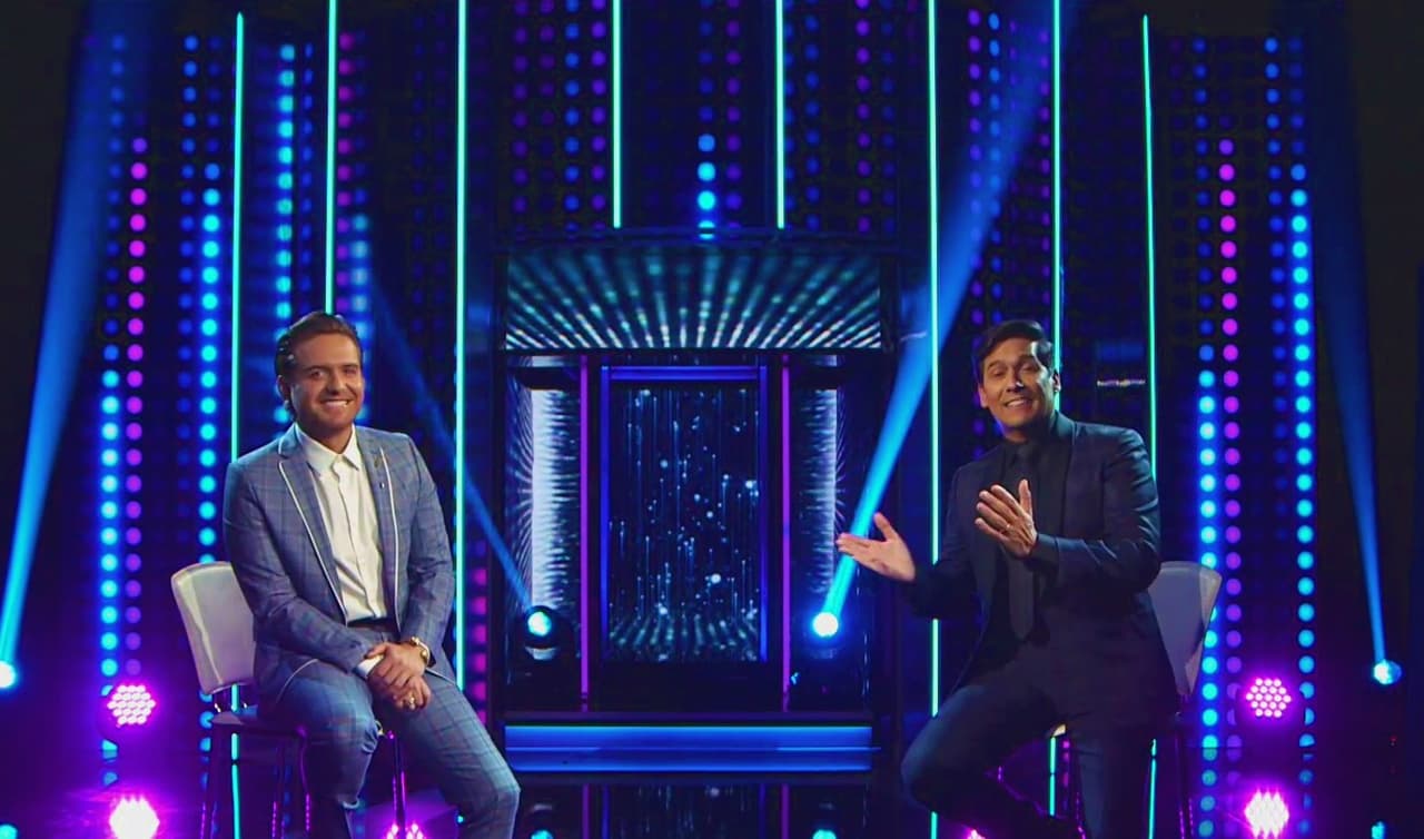 El cantante mexicano se unió al reality show con el objetivo de demostrar que es un "artista 360" y lo está logrando.