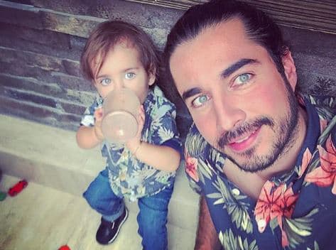 Al igual que Renaud, Josué comparte en sus redes sociales imágenes del pequeño Marcelo, quien nació el 12 de marzo de 2017.