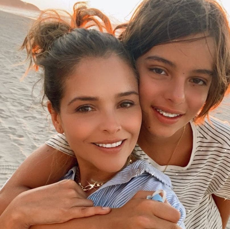 <b>Grettell Valdez</b> ha demostrado a través de redes que es una 
<b>madre amorosa y cómplice de su <a href="https://www.univision.com/famosos/hijo-de-grettell-valdez-vive-el-covid-19-de-cerca-en-2-ocasiones-y-su-papa-le-pregunta-el-secreto-para-dar-negativo-video">hijo Santino</a></b>, a quien tuvo durante su relación con el actor argentino Patricio Borghetti.
<br>