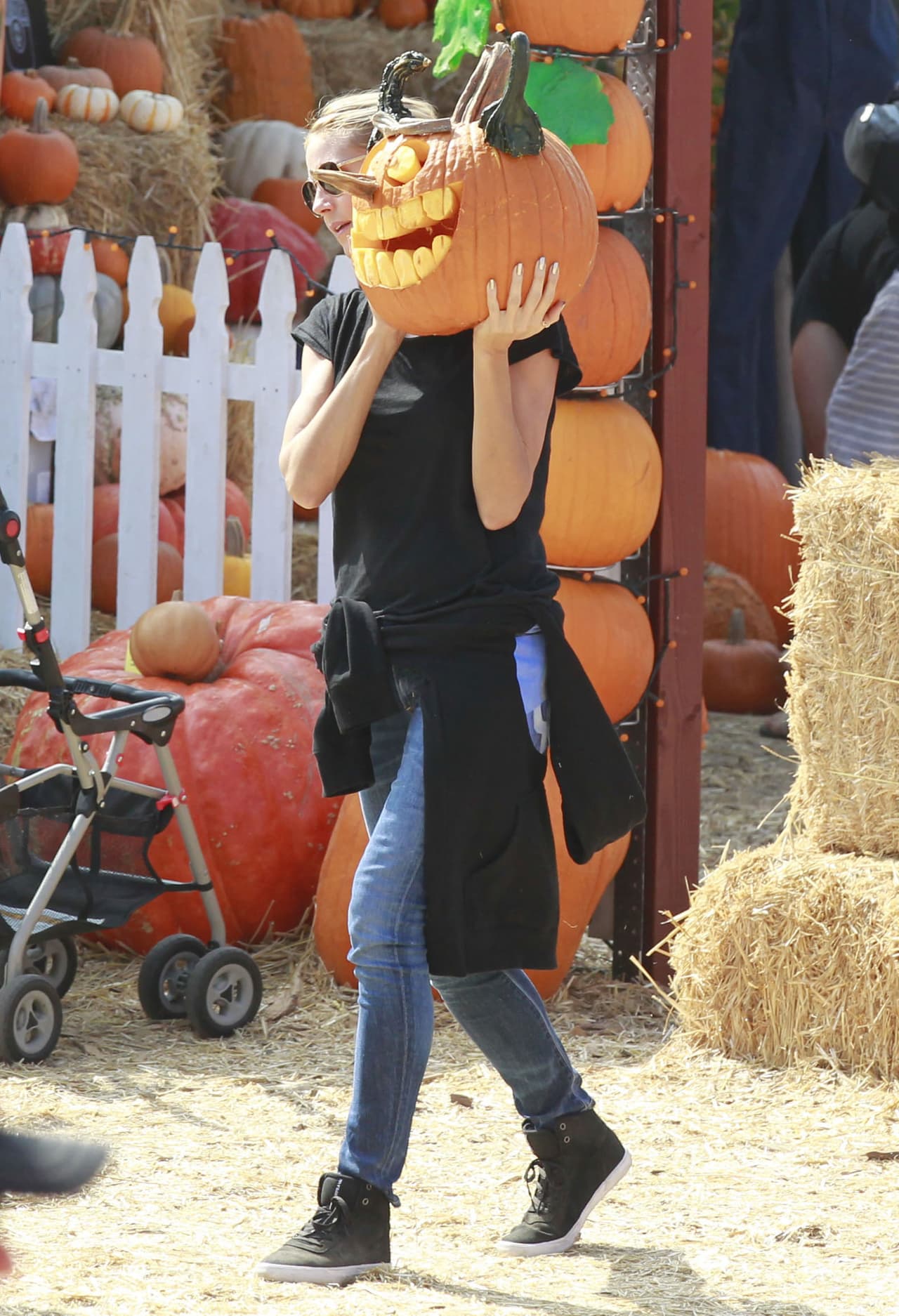 Aunque se tardó en decidir cuál llevarse, escogió una muy linda.