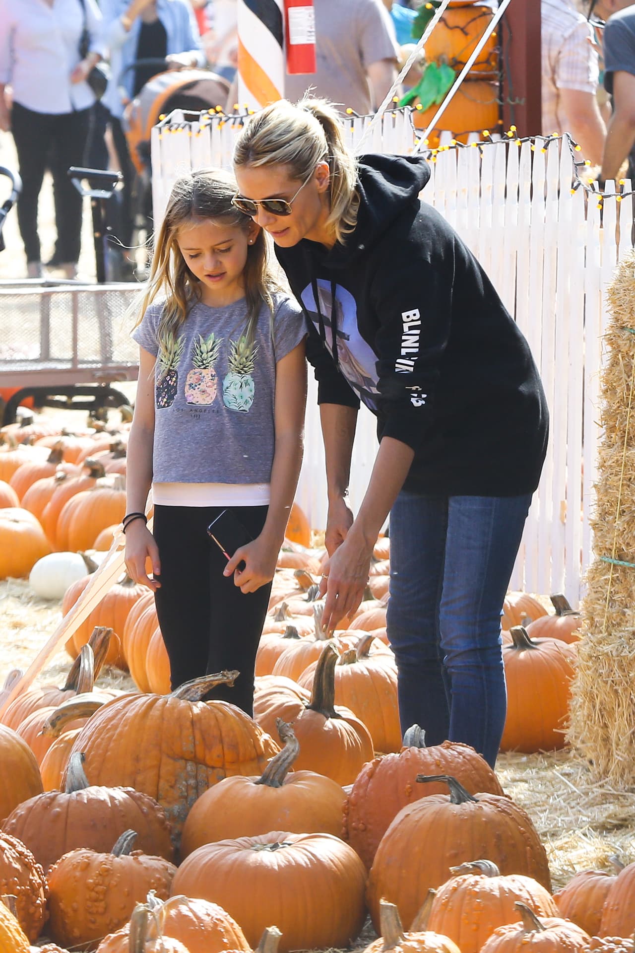 Después de algunos minutos de analizar la decisión, madre e hija parecieron ponerse de acuerdo.