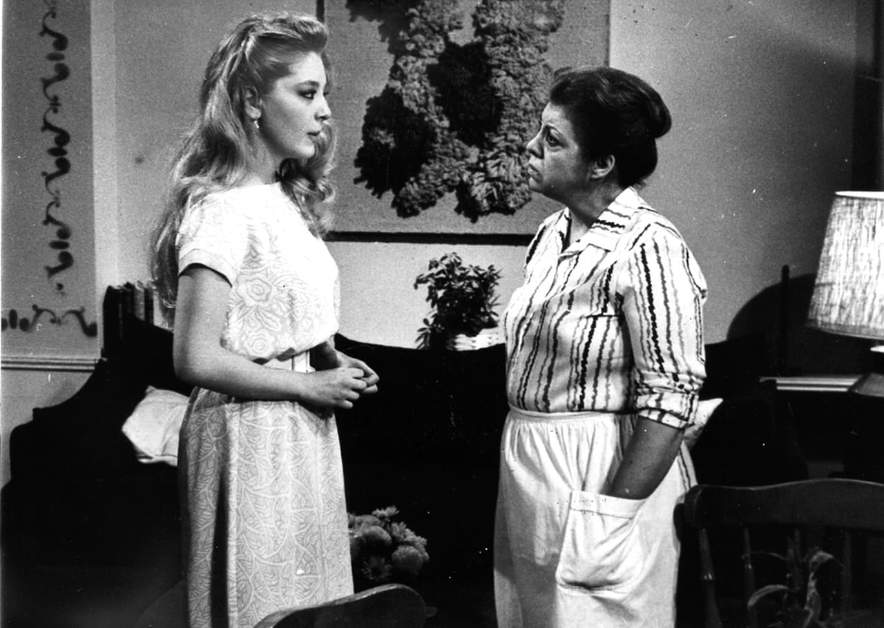 La carrera de Raymundo como galán de telenovelas despegaba al lado de jóvenes talentos como Edith González, con quien compartió créditos en el melodrama 'Ambición', en 1980. Luego vendrían otros trabajos como 'La fiera' (1983), 'Juana Iris' (1985), 'Victoria' (1987) y 'Rosa salvaje' (1988), donde también trabajó con su hermano Guillermo.