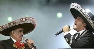 En 2007 su inquietud y gran voz le permitió lanzar el disco "El Indomable".