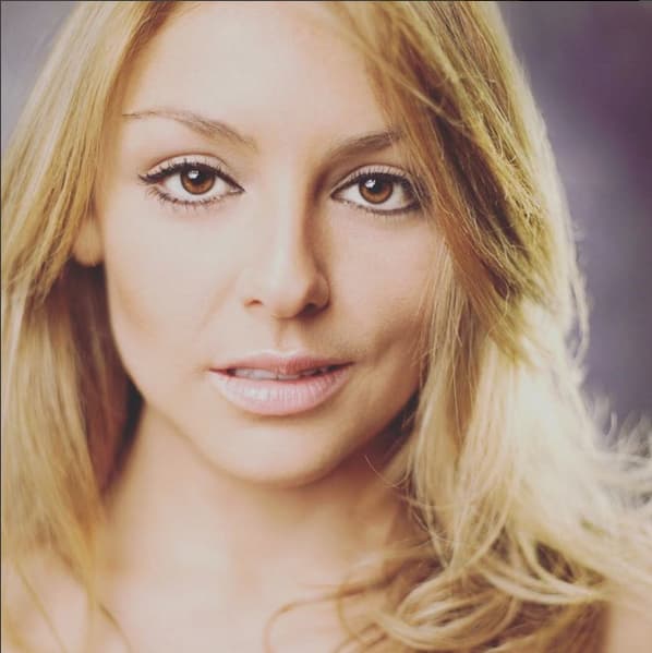 Causó polémica por el parecido que tiene con Angelique Boyer. ¿Tú qué opinas, se parecen?