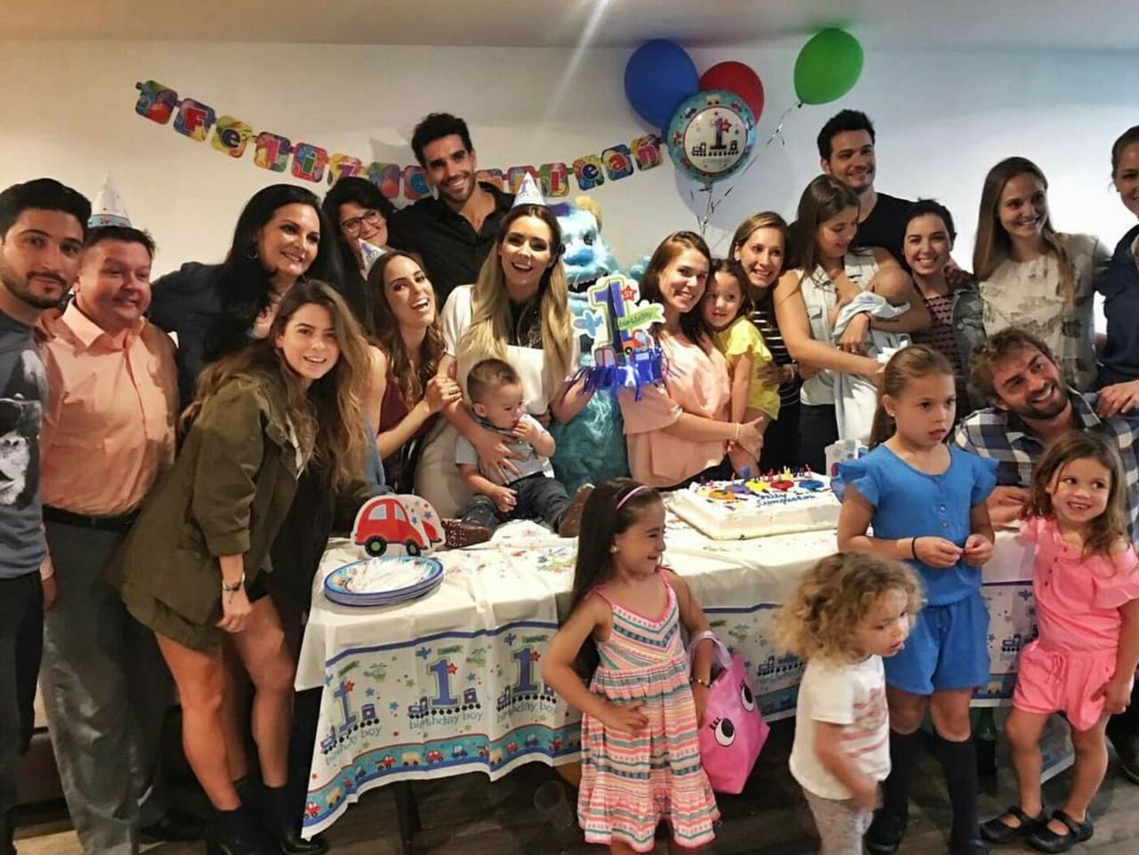 También se acudieron varios niños a la fiesta de Diego.