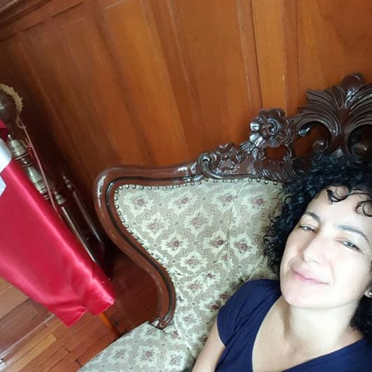 La policía de Perú reportó al diario 
<a>La República</a> que la actriz cayó desde el sexto piso del edificio que habitaba.