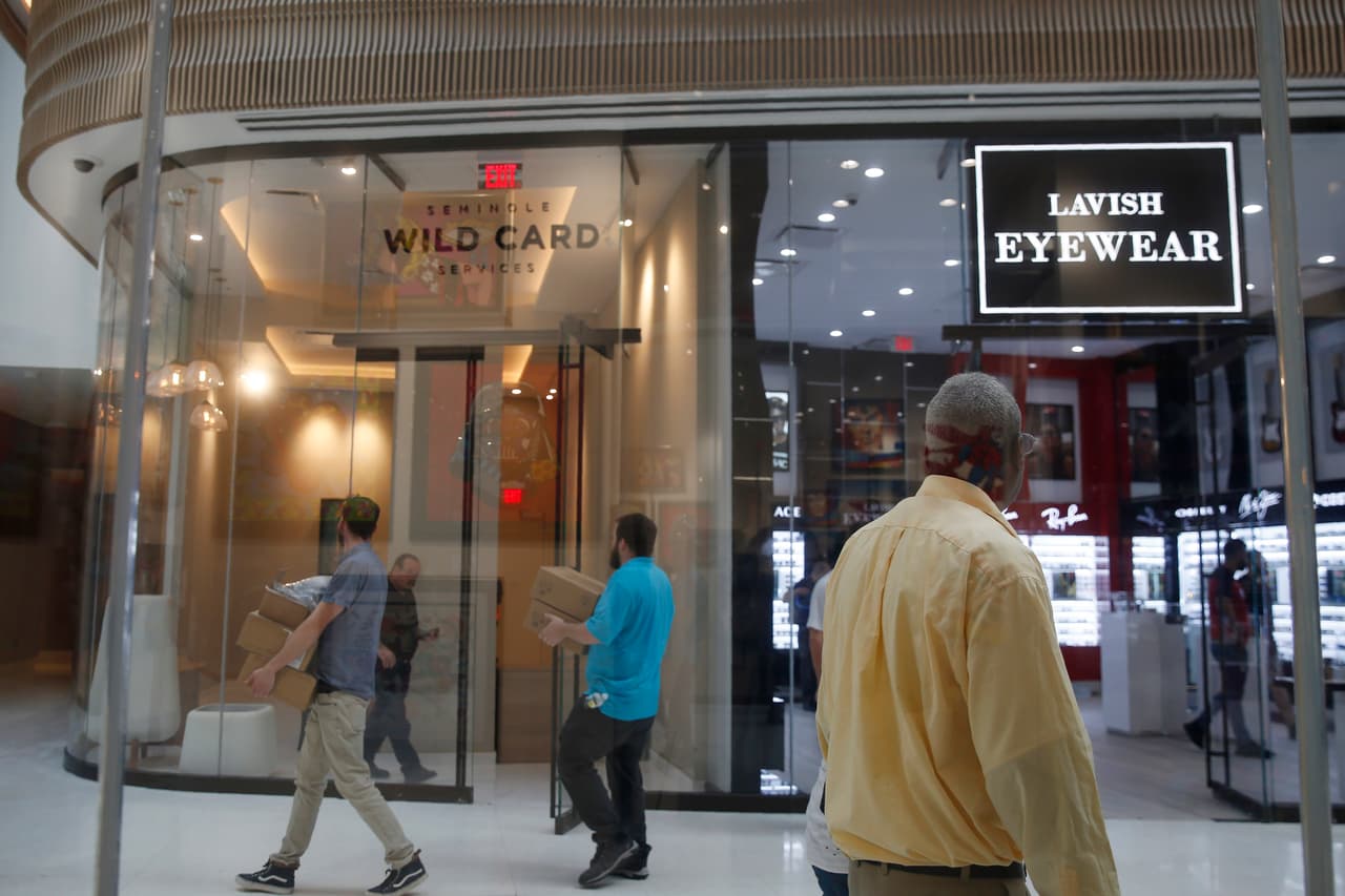 A principios de octubre, la etnia seminol abrió otro hotel y casino Hard Rock en Tampa, Florida.