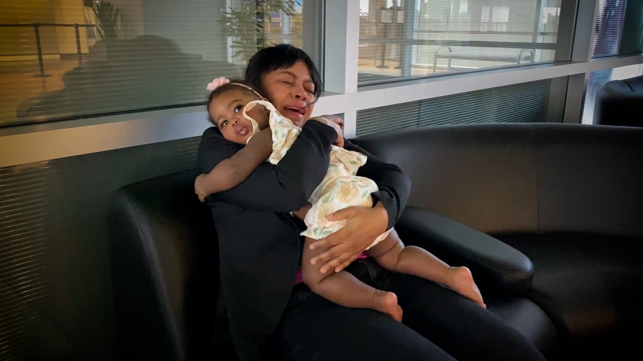 El emotivo encuentro ocurrió en Carolina del Norte, a donde Univision 41 la acompañó tras darle seguimiento a su caso.